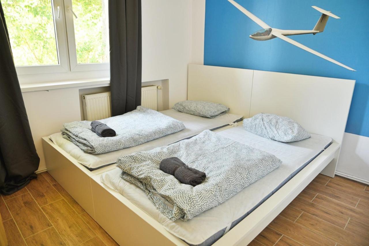 Apartamenty Lotnisko Leszno Leszno  Exteriör bild