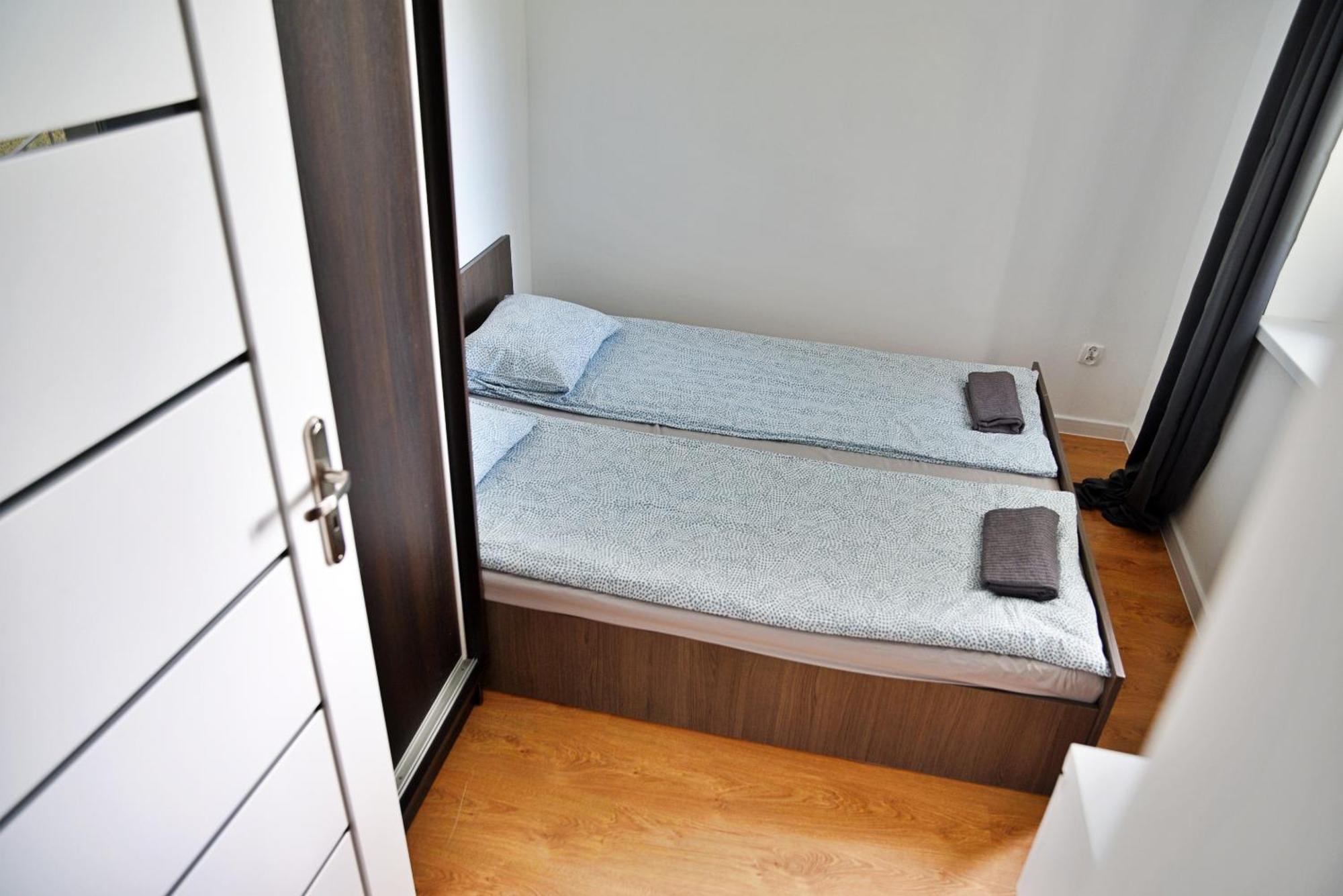 Apartamenty Lotnisko Leszno Leszno  Exteriör bild